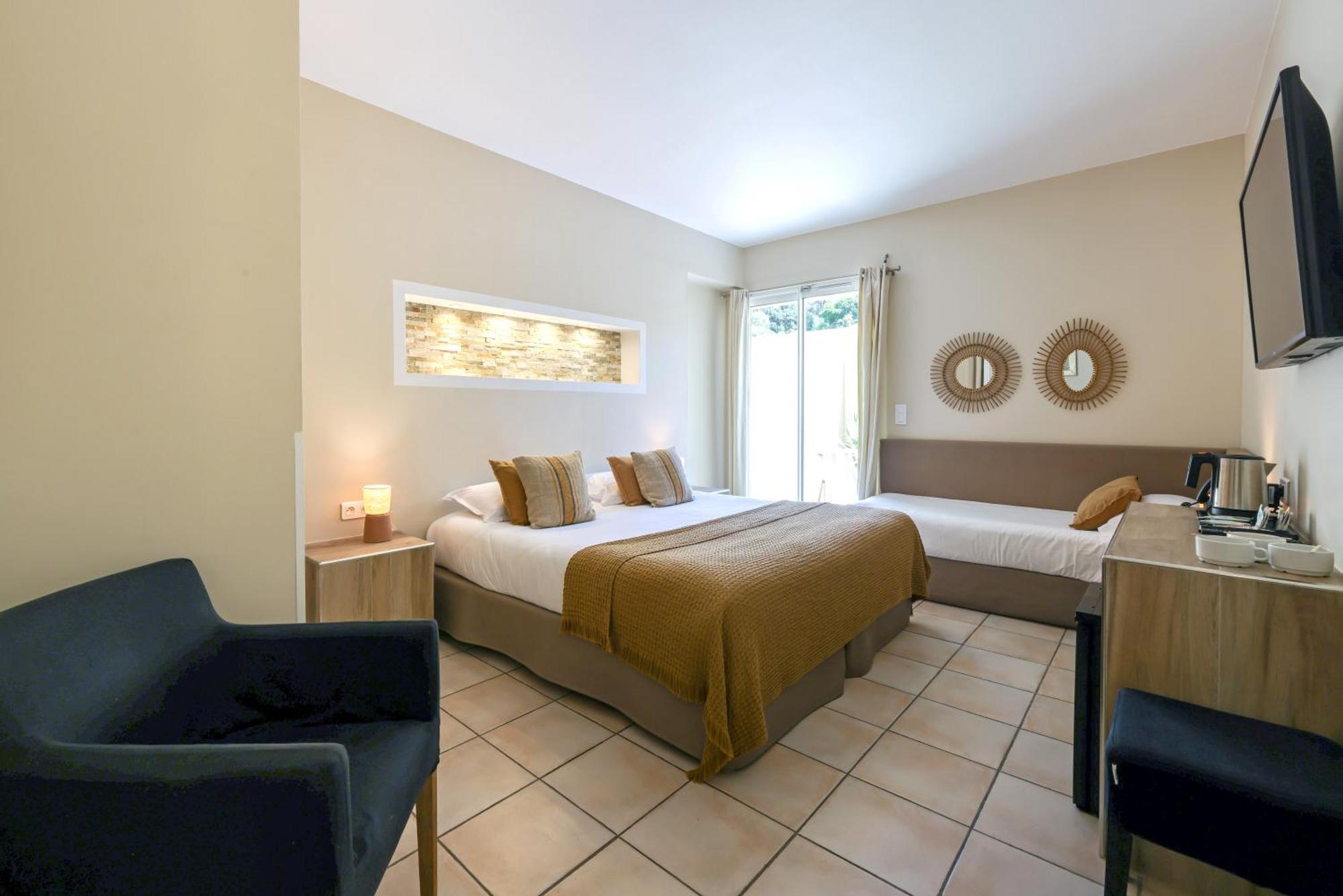 Le Saint Erasme, Hotel Eco Friendly Calvi (Corsica) Exterior foto